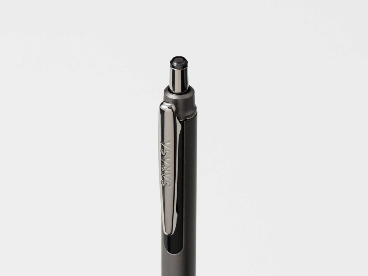 02
ゼブラ サラサグランド ジェルボールペン 芯軸色
クリップ、ノック